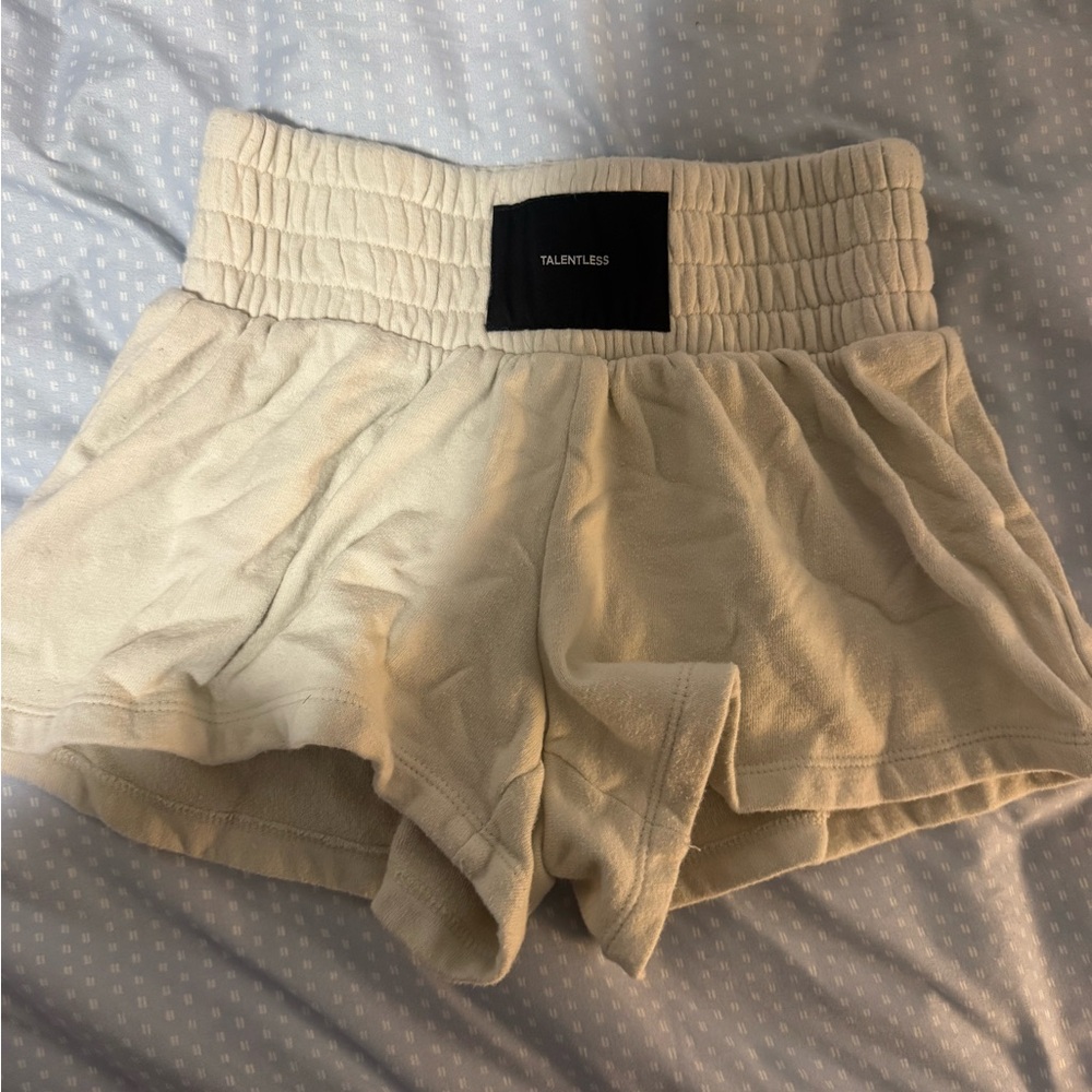 Talentless Off-White Women's sweat shorts